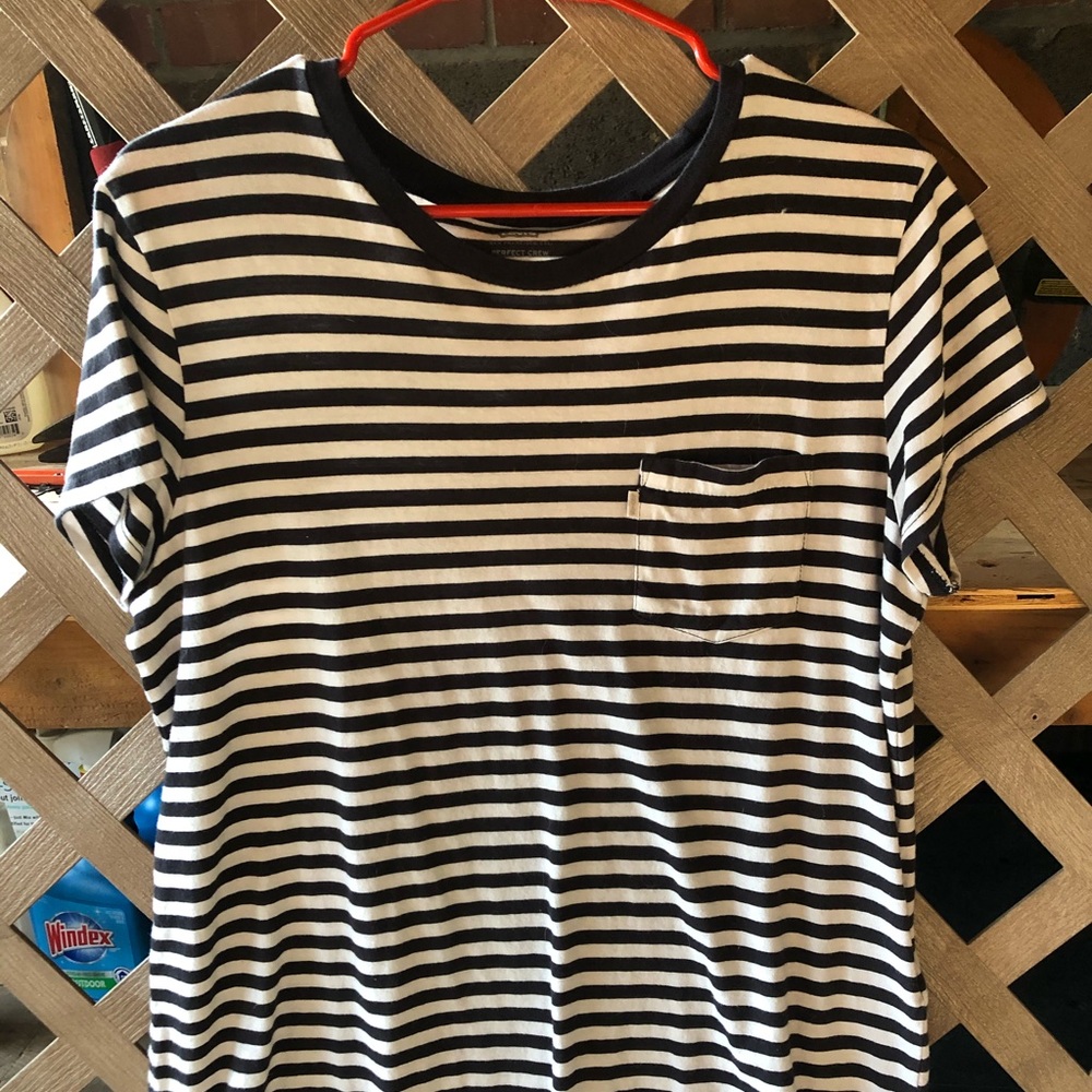 Levi’s B&W Striped Tee